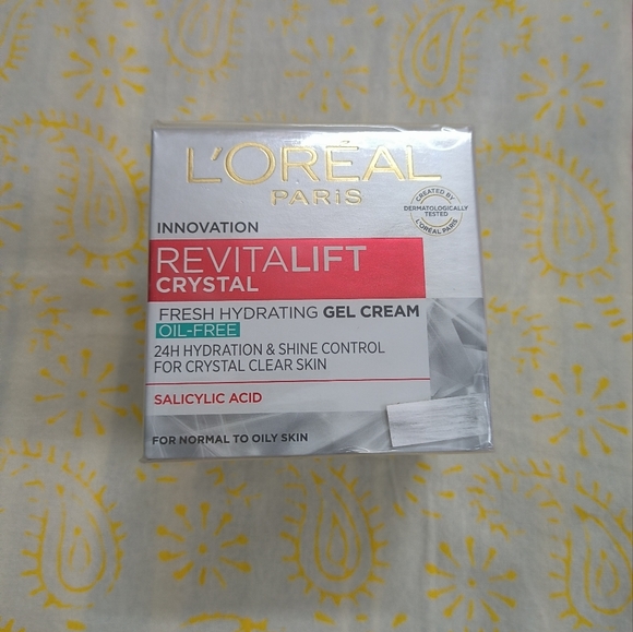 L'Oreal Other - Loreal Revitalift Gel Cream